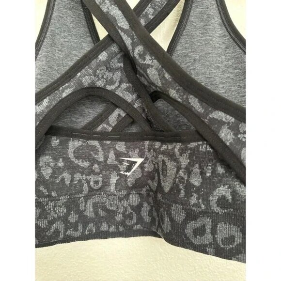 Gymshark Women's Bundle Sports Bra Biker Short Leggings Size XS, Small - Picture 6 of 15